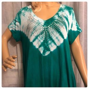 B.L.E.U. Green tie dye embellished flowy top L/XL